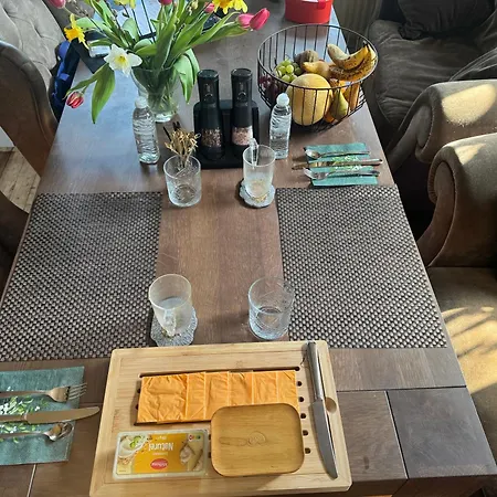 Bed En Breakfast אכסניה *