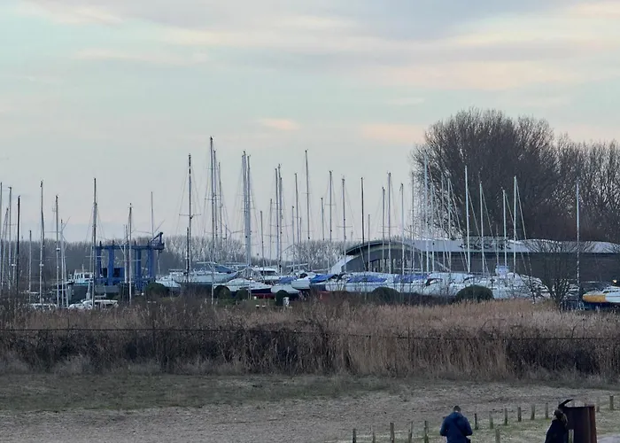 Bed En Breakfast Stad aan 't Haringvliet