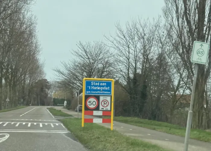 호스텔 Bed En Breakfast *